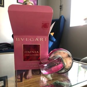 Bvlgari Omnia Pink Sapphire perfume / fragrance